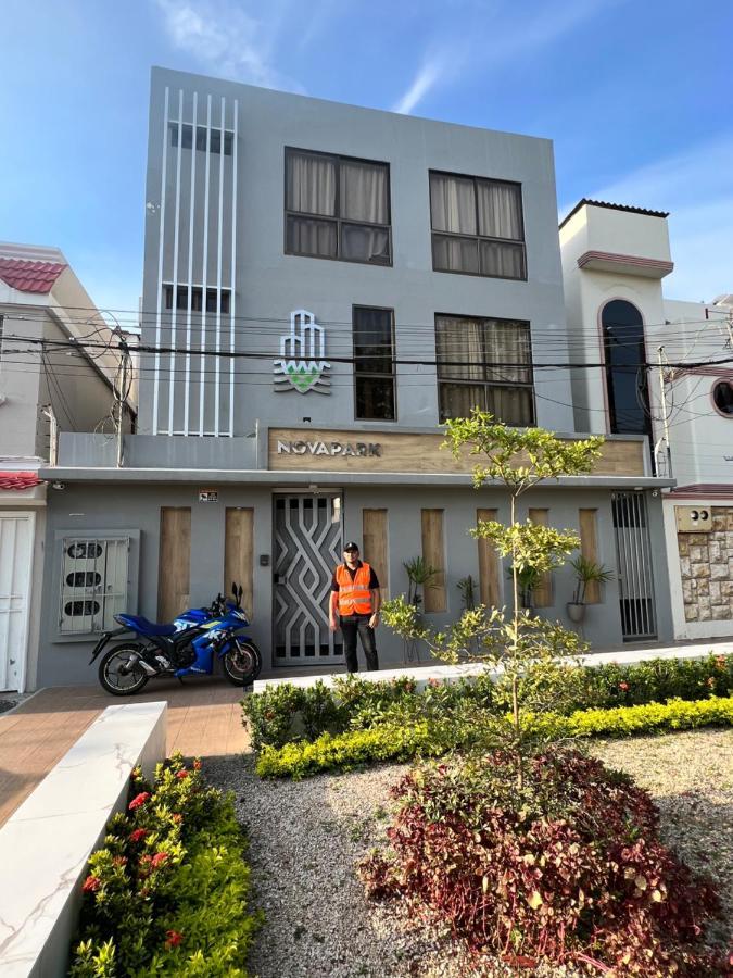 Nova Park Hotel 瓜亚基尔 外观 照片